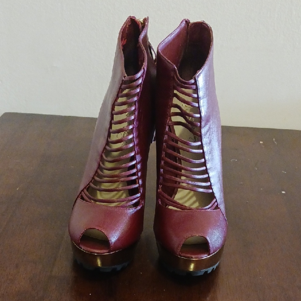 ABS Allen Schwartz Burgundy Heeled Boots